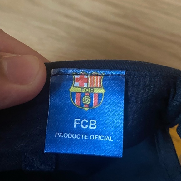 FC Barcelona Barca Futbol  Club Hat - Picture 4 of 7